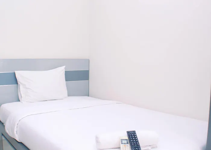 Good Deal And Comfy Studio Apartment Springlake Summarecon Bekasi By Travelio