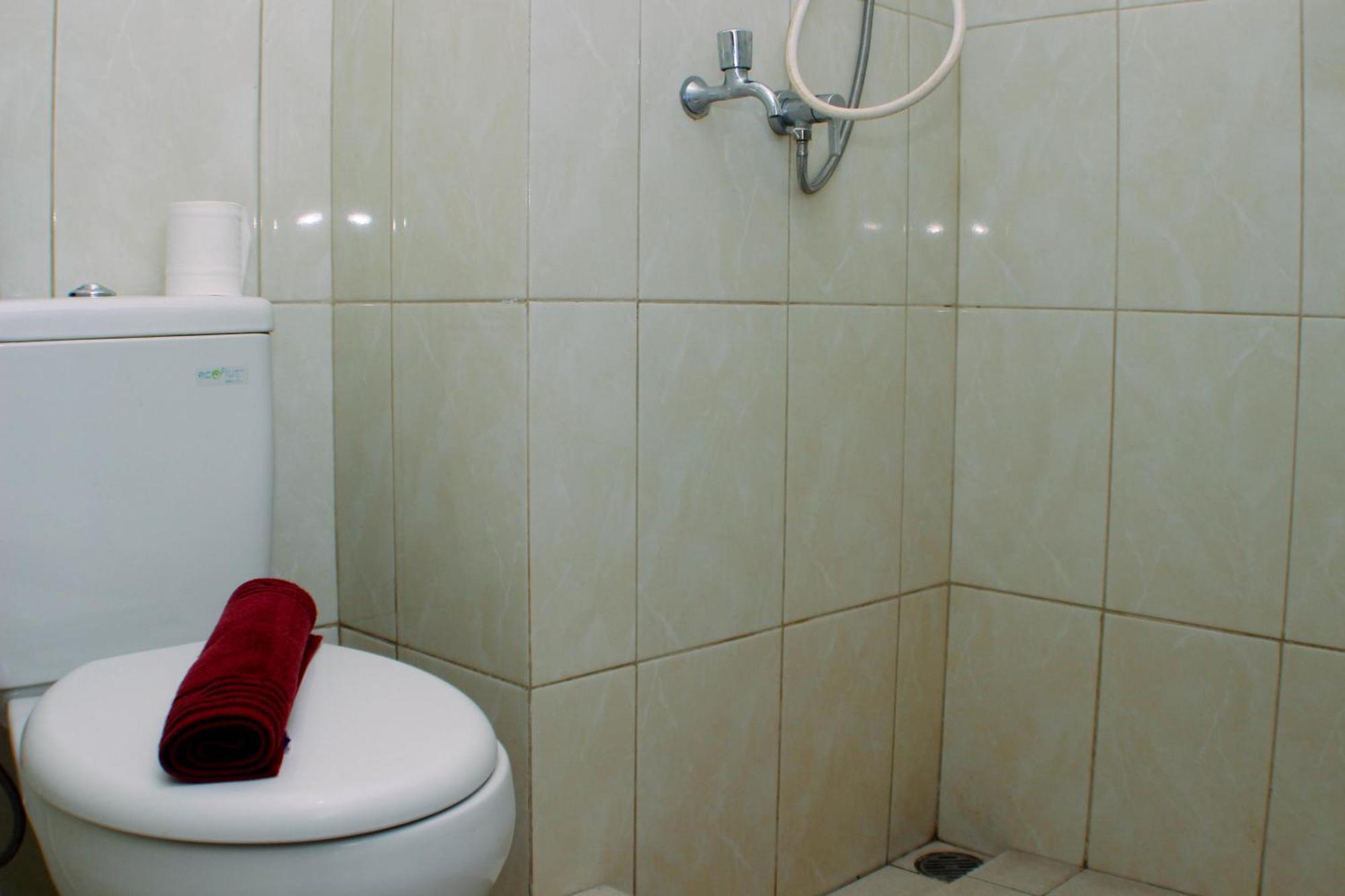 Good And Comfy Springlake Summarecon By Travelio Apartemen *